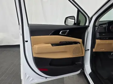 2021 Kia Carnival с пробегом 151 407 км