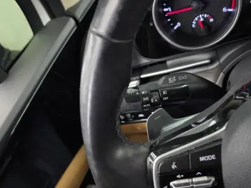 2021 Kia Carnival с пробегом 151 407 км