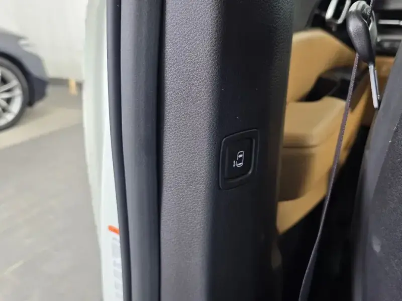 2021 Kia Carnival с пробегом 151 407 км