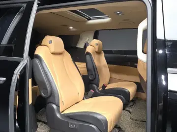 2021 Kia Carnival с пробегом 72 704 км