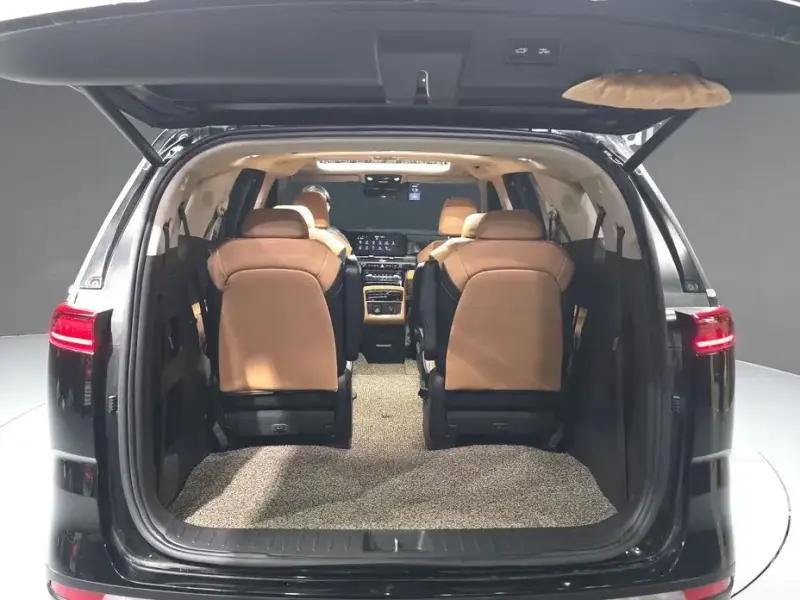 2021 Kia Carnival с пробегом 72 704 км