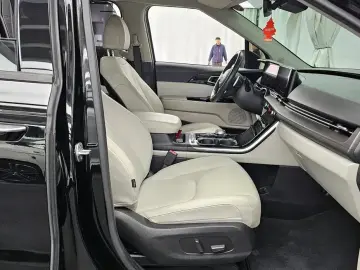 2021 Kia Carnival с пробегом 91 813 км