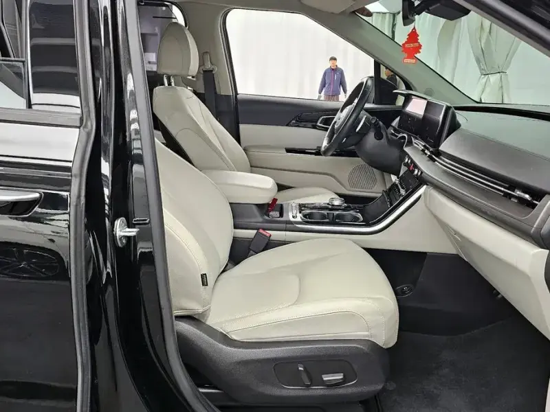 2021 Kia Carnival с пробегом 91 813 км