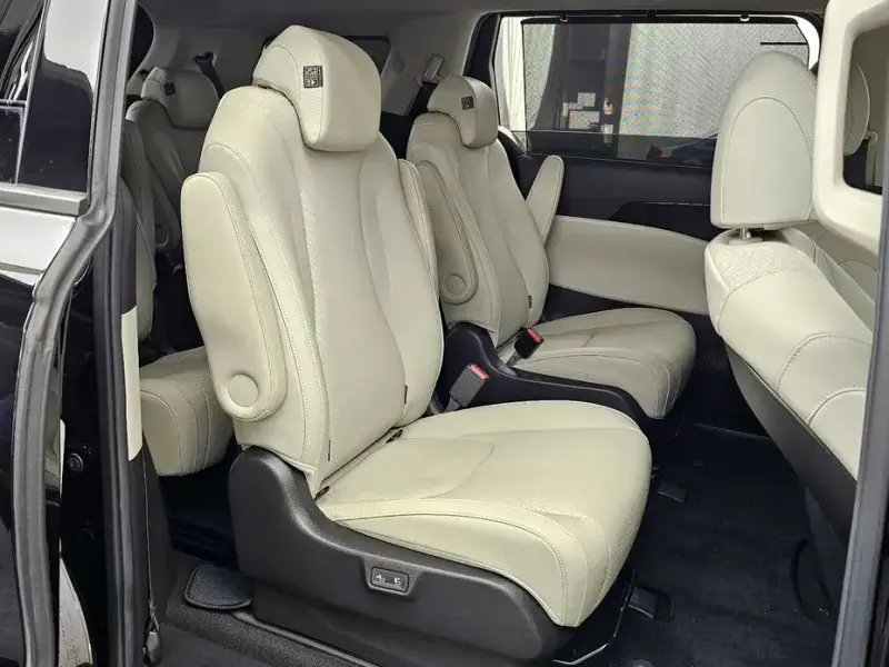 2021 Kia Carnival с пробегом 91 813 км