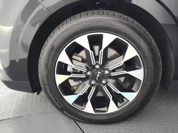 2023 Kia Carnival с пробегом 31 291 км