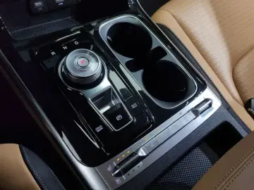2023 Kia Carnival с пробегом 31 291 км