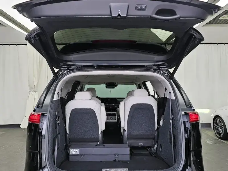 2021 Kia Carnival с пробегом 91 813 км
