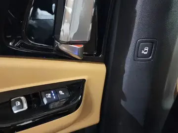 2023 Kia Carnival с пробегом 31 291 км