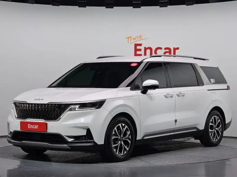 2021 Kia Carnival с пробегом 50 996 км