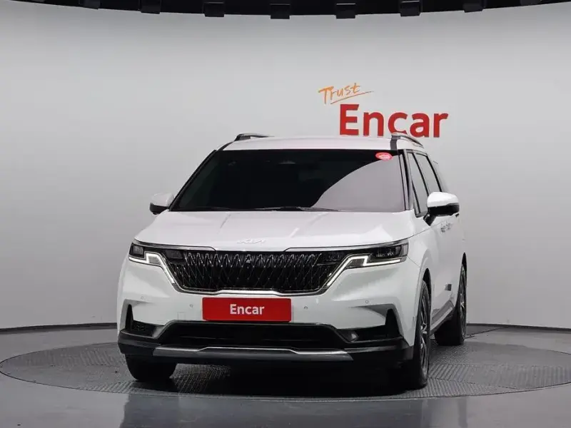 2021 Kia Carnival с пробегом 50 996 км