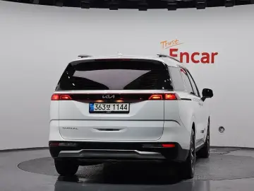 2021 Kia Carnival с пробегом 50 996 км