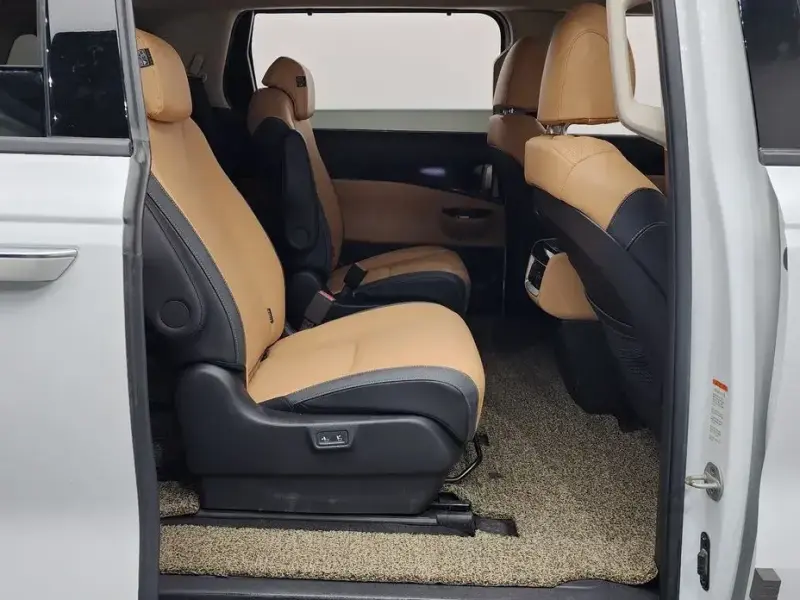2022 Kia Carnival с пробегом 122 174 км