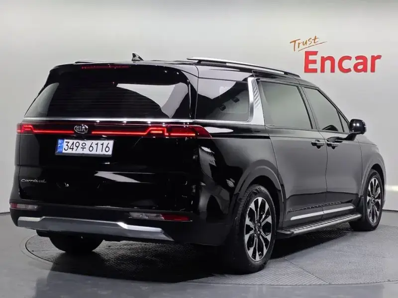 2021 Kia Carnival с пробегом 76 813 км