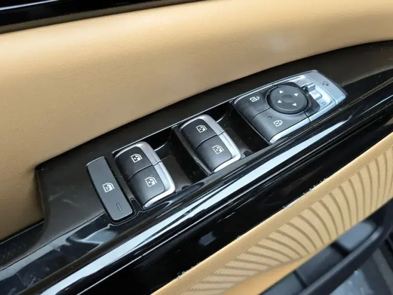 2023 Kia Carnival с пробегом 47 139 км