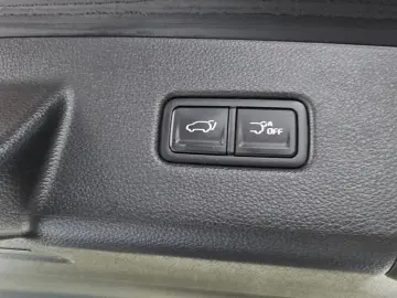 2023 Kia Carnival с пробегом 47 139 км