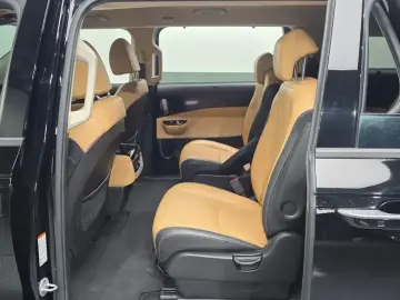 2021 Kia Carnival с пробегом 76 813 км