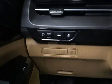 2021 Kia Carnival с пробегом 76 813 км