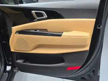 2023 Kia Carnival с пробегом 47 139 км