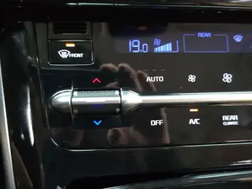 2023 Kia Carnival с пробегом 47 139 км