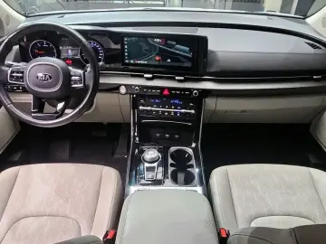 2021 Kia Carnival с пробегом 115 299 км