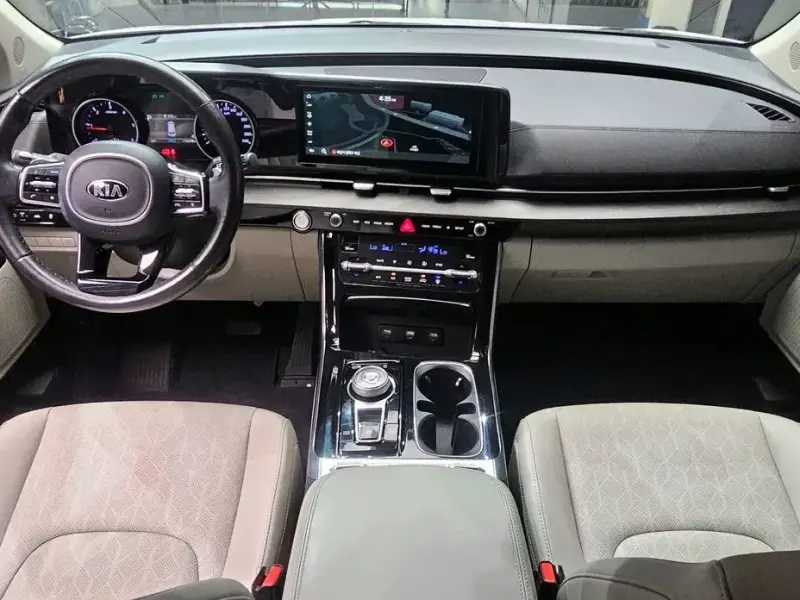 2021 Kia Carnival с пробегом 115 299 км