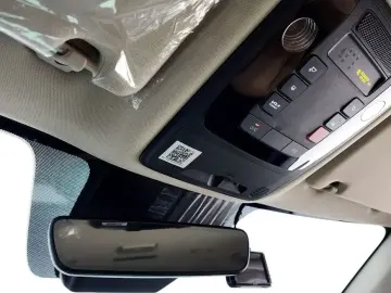 2023 Kia Carnival с пробегом 33 971 км