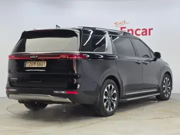 2022 Kia Carnival с пробегом 78 944 км