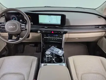 2022 Kia Carnival с пробегом 78 944 км