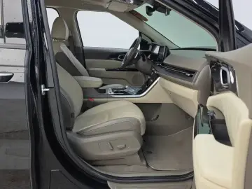 2022 Kia Carnival с пробегом 78 944 км
