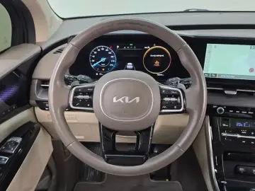 2022 Kia Carnival с пробегом 78 944 км