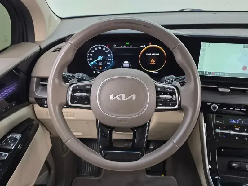 2022 Kia Carnival с пробегом 78 944 км