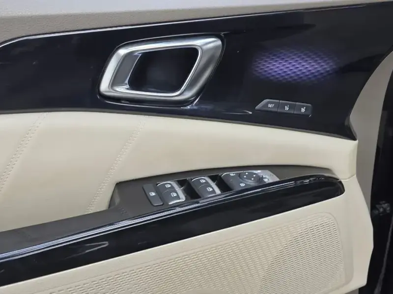 2022 Kia Carnival с пробегом 78 944 км