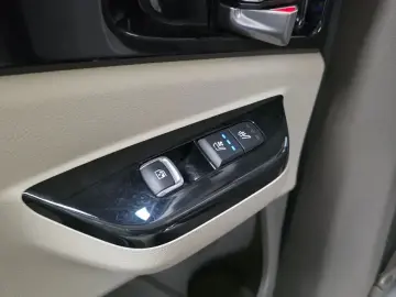 2022 Kia Carnival с пробегом 78 944 км