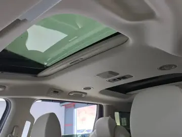 2022 Kia Carnival с пробегом 78 944 км