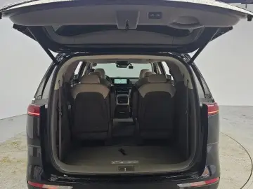 2022 Kia Carnival с пробегом 78 944 км