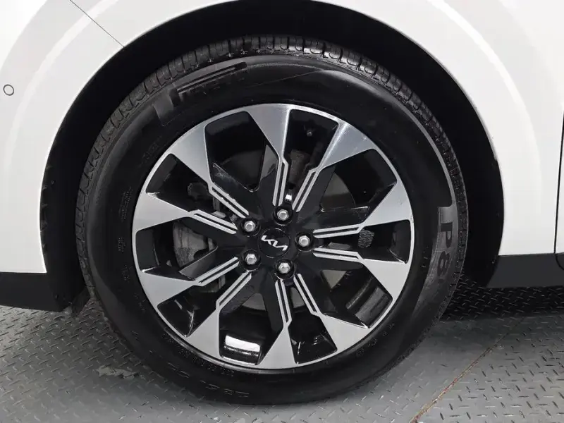 2022 Kia Carnival с пробегом 43 509 км