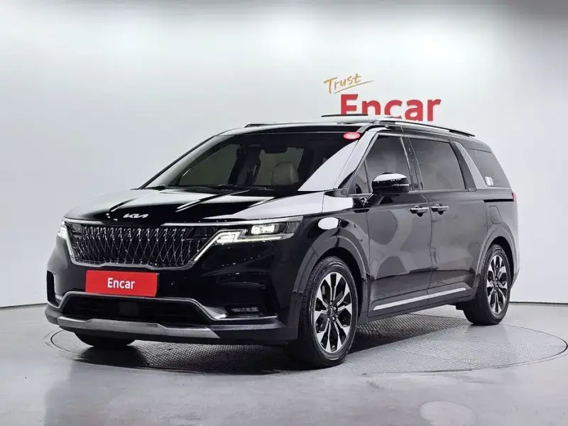 2022 Kia Carnival с пробегом 54 799 км