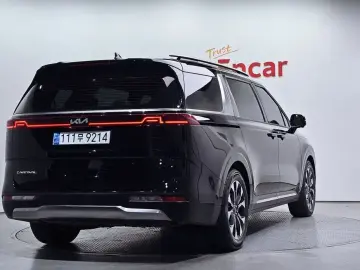 2022 Kia Carnival с пробегом 54 799 км