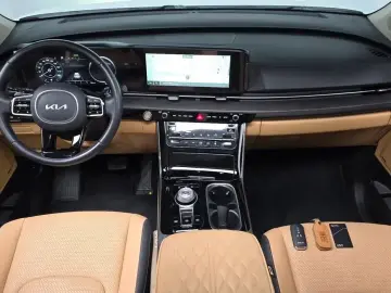 2022 Kia Carnival с пробегом 43 509 км