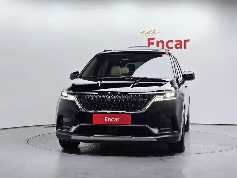 2022 Kia Carnival с пробегом 54 799 км