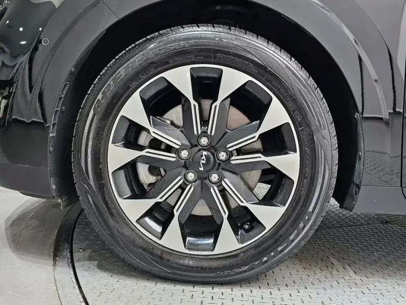 2022 Kia Carnival с пробегом 54 799 км