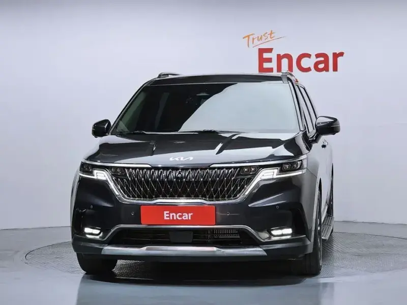 2023 Kia Carnival с пробегом 29 967 км
