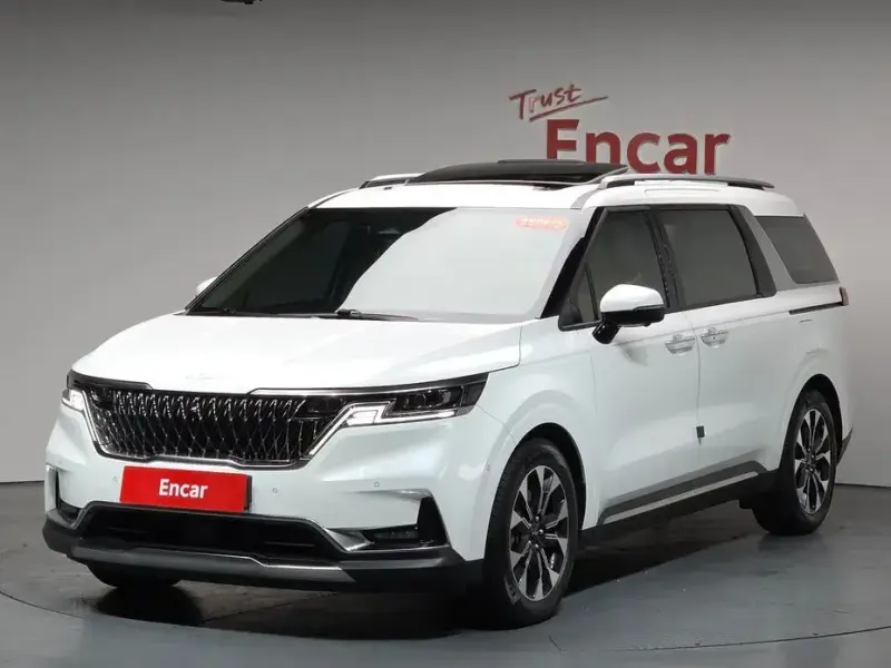 2022 Kia Carnival с пробегом 43 509 км
