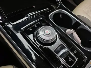 2022 Kia Carnival с пробегом 54 799 км