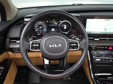 2022 Kia Carnival с пробегом 43 509 км