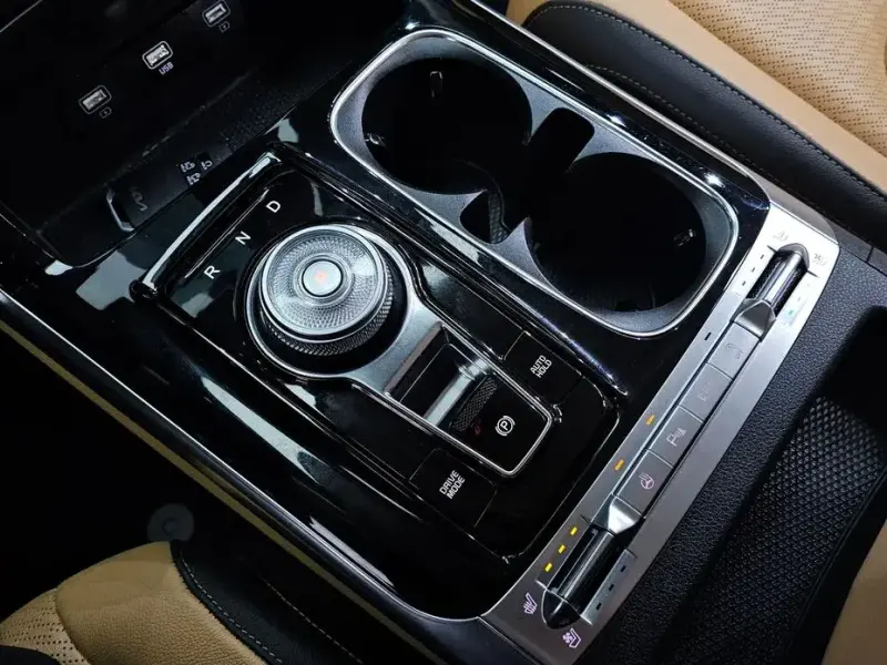 2023 Kia Carnival с пробегом 29 967 км