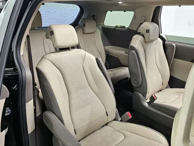2022 Kia Carnival с пробегом 54 799 км