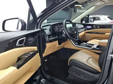 2023 Kia Carnival с пробегом 29 967 км