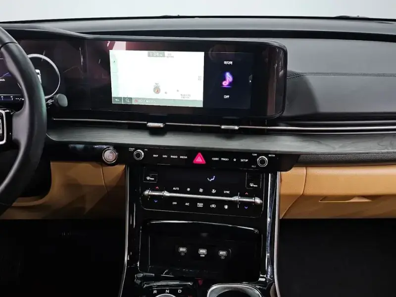 2023 Kia Carnival с пробегом 29 967 км