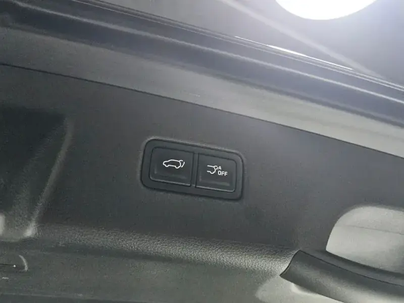 2023 Kia Carnival с пробегом 29 967 км